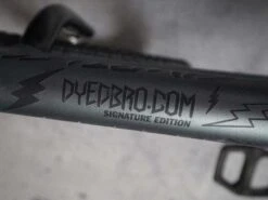 Dyedbro Kit De Protection De Cadre Sergio Layos BMX Signature Edition -Promos Vélo Accessoires Boutique DYEDBRO Sergio Layos Signature BMX Edition Rahmenschutz Kit DBF11194 3