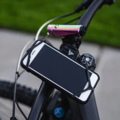 Lezyne Support Pour Smartphone Smart Grip -Promos Vélo Accessoires Boutique TCD01964 1500 1800x1800
